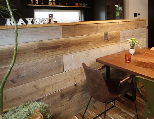 共感住宅レイアウトが、岡崎市の注文住宅で使用した足場中古足場板