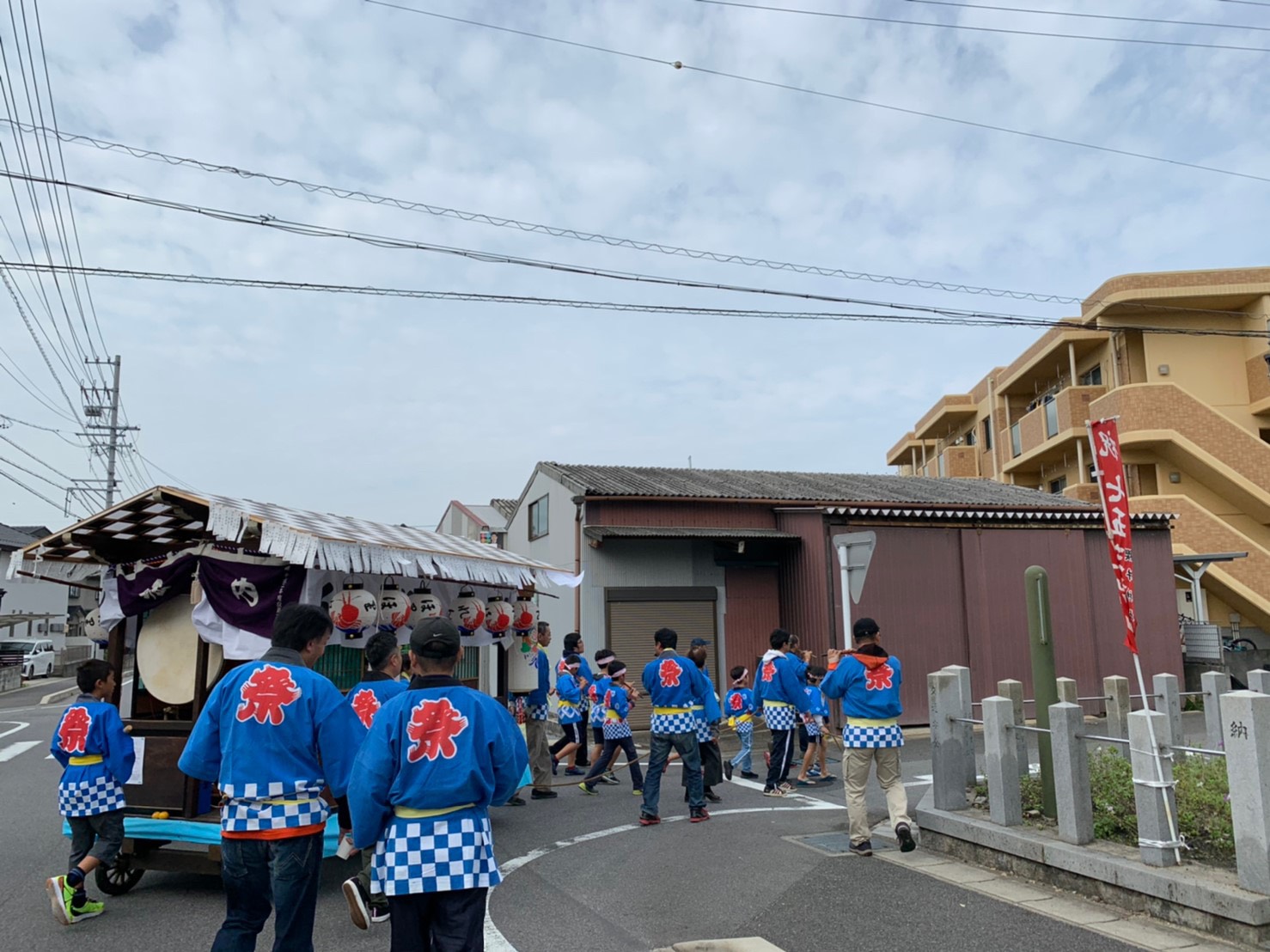 地域のお祭りに参加してみる