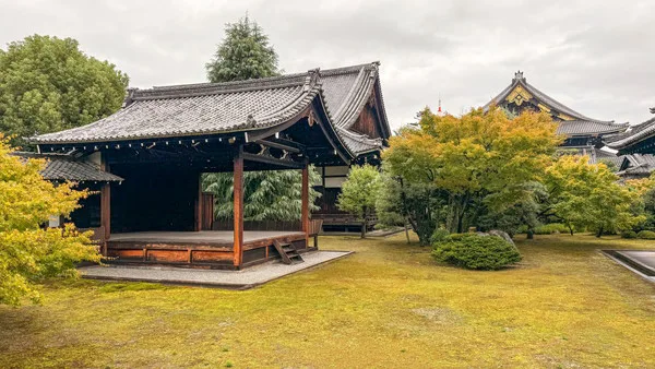 東本願寺の能舞台